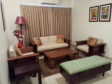 Bedroom in 3 BHK Apartment at Paramount Floraville, Sector 137 – for Rent