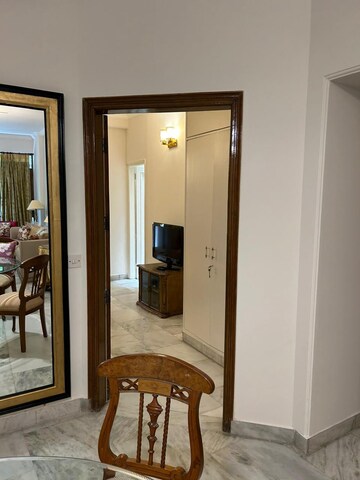 Building Lobby in 3 BHK Builder Floor at Defence Colony – for Rent