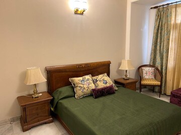 Living Room in 3 BHK Builder Floor at Defence Colony – for Rent