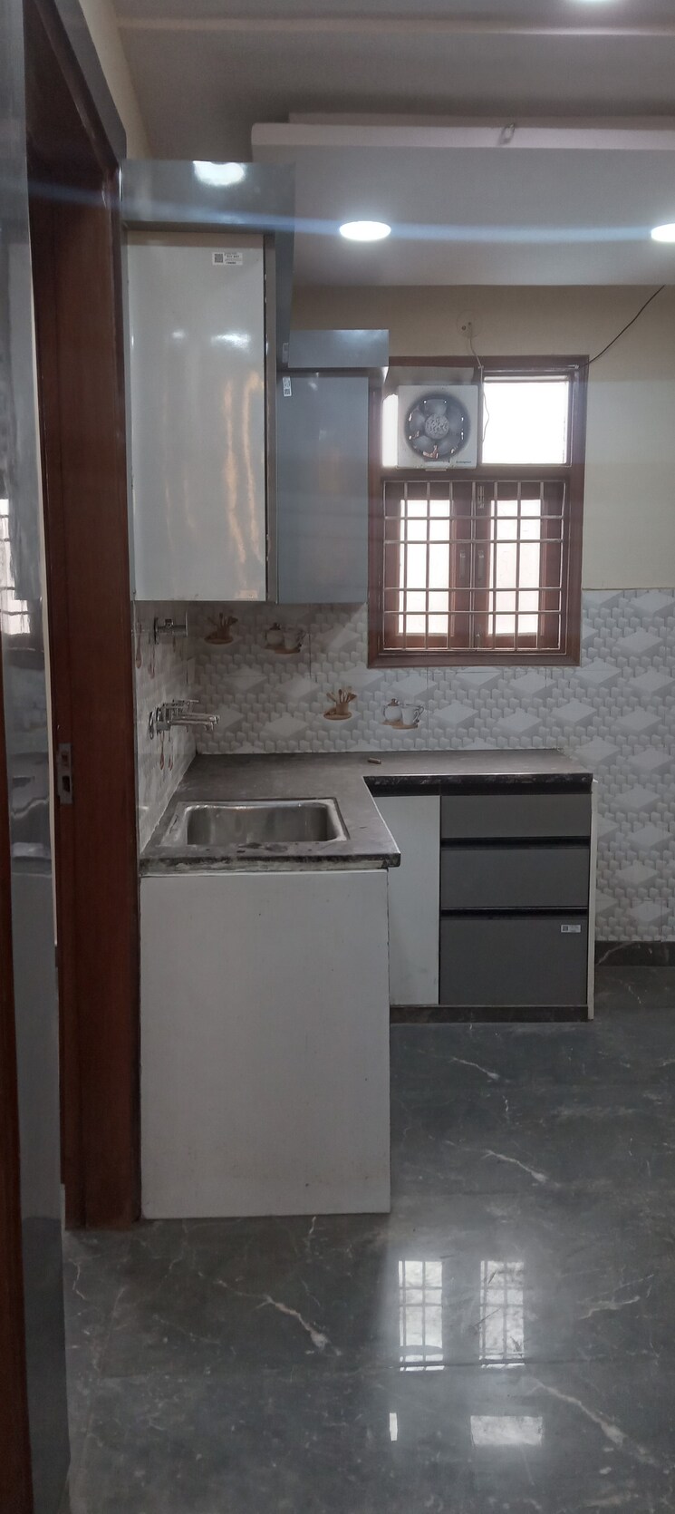 Kitchen, shastri nagar 2 Bedroom 450 Sq.Ft. Builder Floor In Shastri Nagar Delhi 8818897