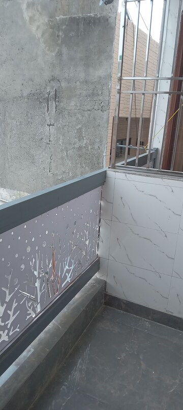Balcony in 2 BHK Builder Floor at Shastri Nagar – for Rent