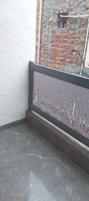 Balcony in 2 BHK Builder Floor at Shastri Nagar – for Rent
