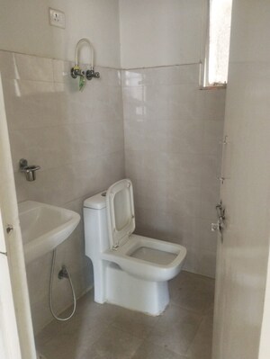 Bathroom in 2 BHK Apartment at Suncity Avenue 102, Sector 102 – for Sale
