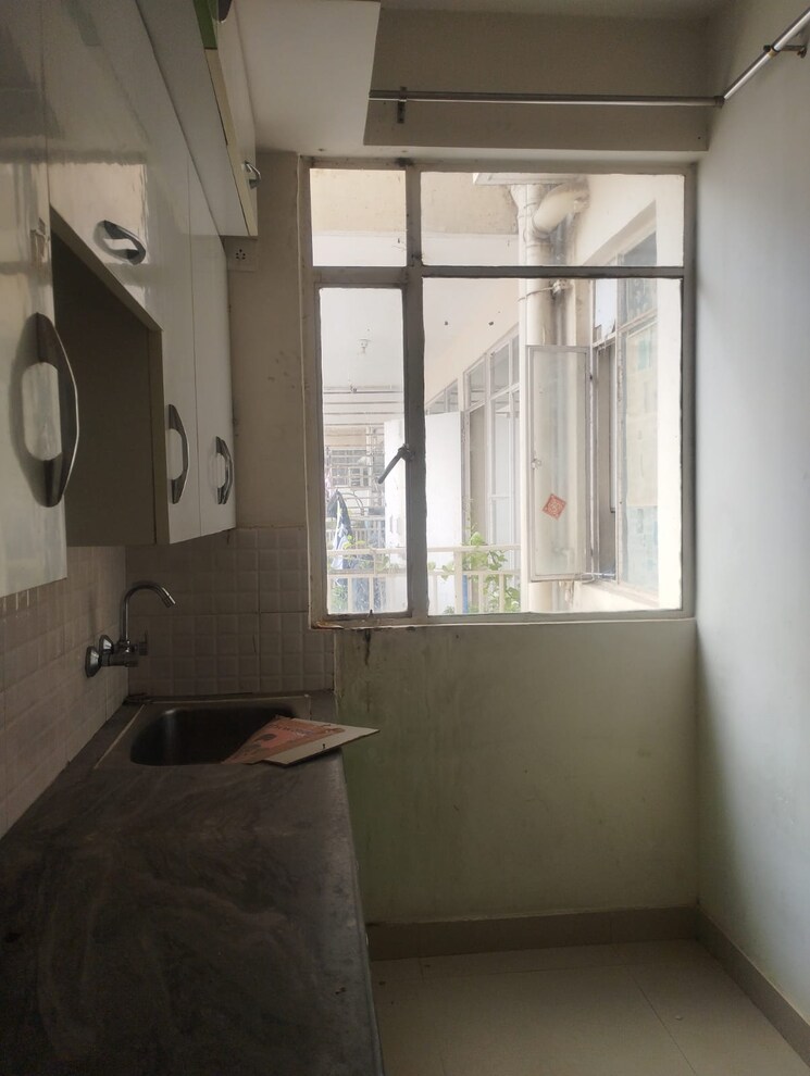 Kitchen, suncity-avenue-102 2 Bedroom 632 Sq.Ft. Apartment In Sector 102 Gurgaon 8818905