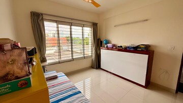 Room in 4 BHK Apartment at Ozone Urbana Aura, Devanahalli – for Rent