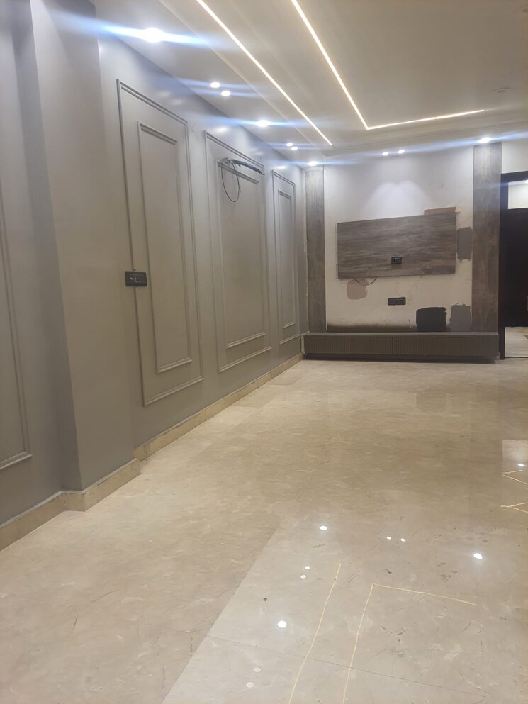 Room, prashant vihar 3 Bedroom 1400 Sq.Ft. Builder Floor In Prashant Vihar Delhi 8818903