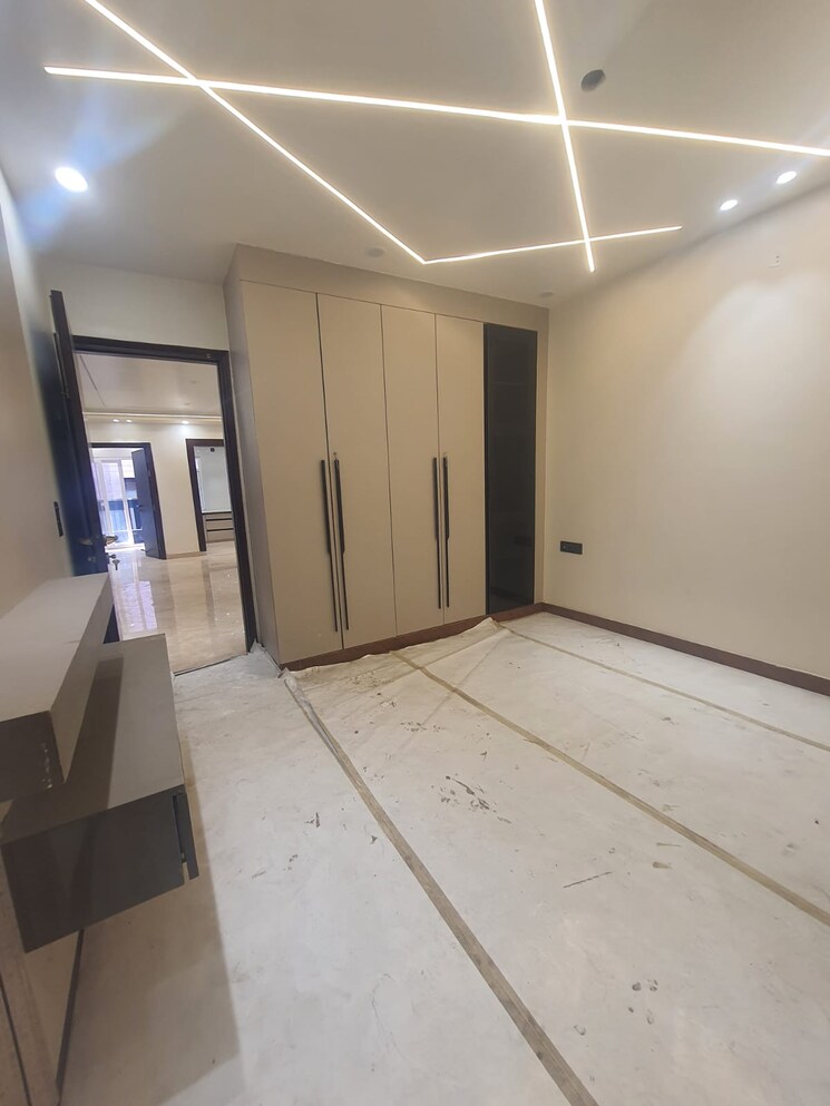 Room, prashant vihar 3 Bedroom 1400 Sq.Ft. Builder Floor In Prashant Vihar Delhi 8818903