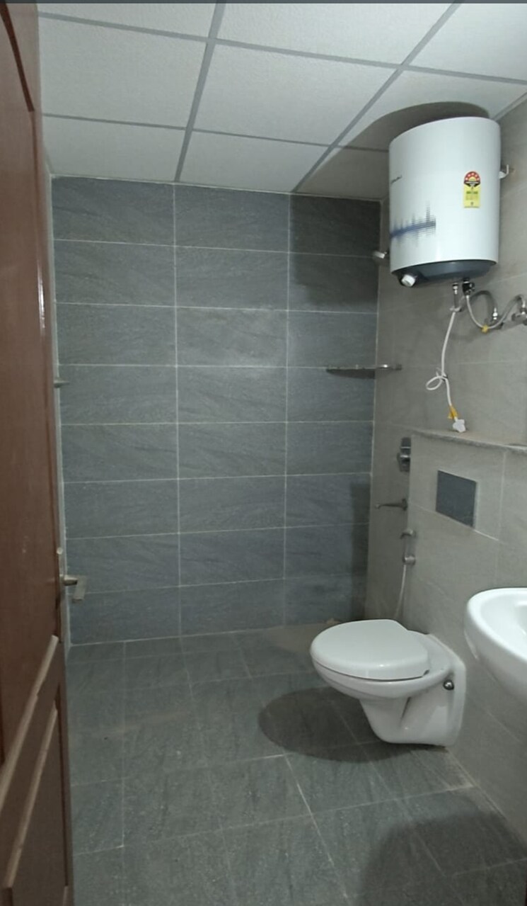 Attached Bathroom, omaxe-royal-residency-faridabad 3 Bedroom 1925 Sq.Ft. Apartment In Sector 79 Faridabad 8818950