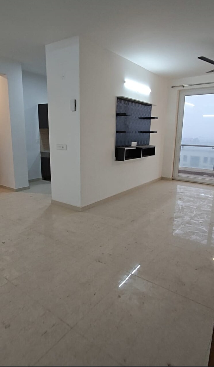 Living Room, omaxe-royal-residency-faridabad 3 Bedroom 1925 Sq.Ft. Apartment In Sector 79 Faridabad 8818950