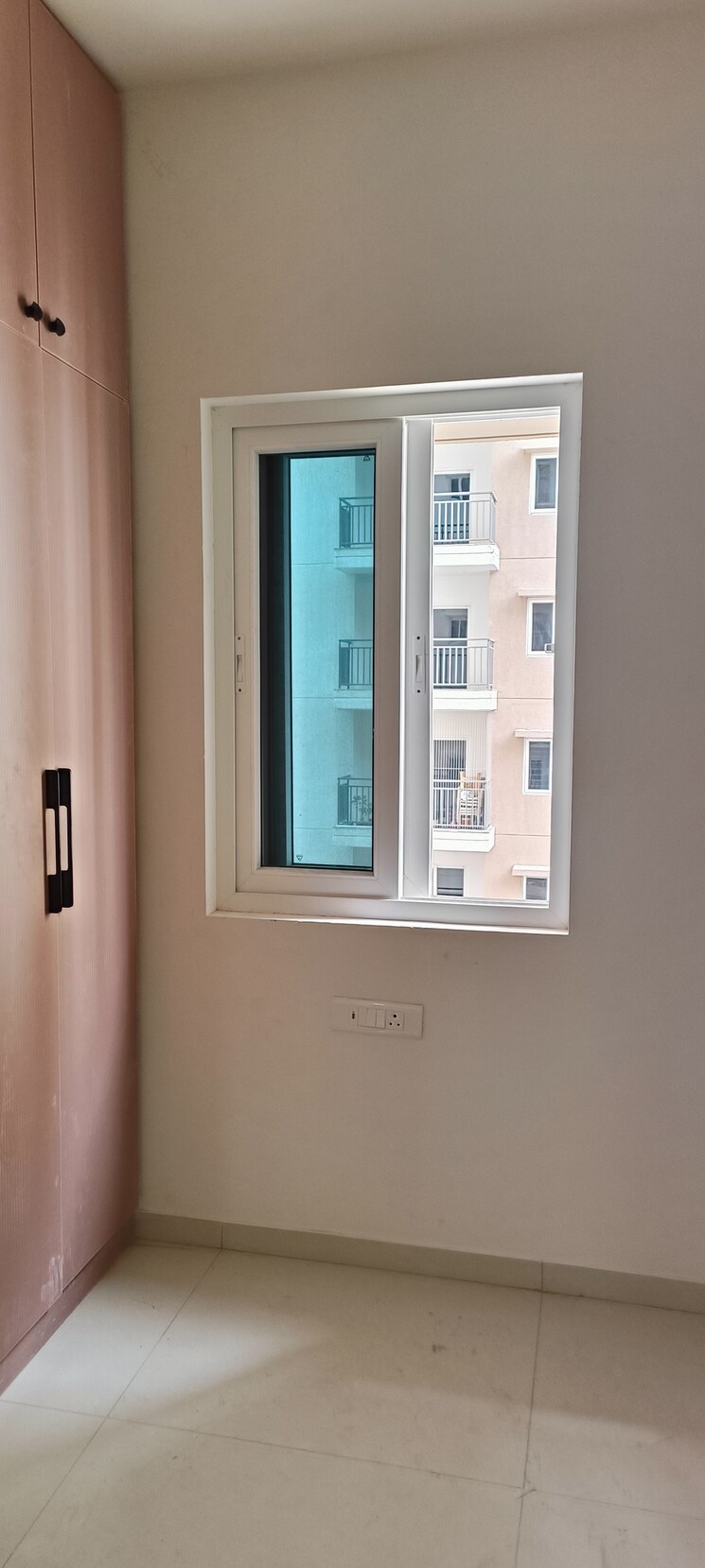 Room, narsingi 3 Bedroom 1715 Sq.Ft. Apartment In Narsingi Hyderabad 8818945