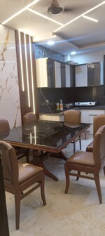 2 BHK + Extra Room 450 Sq.Ft. Builder Floor in Dhawan Associate 