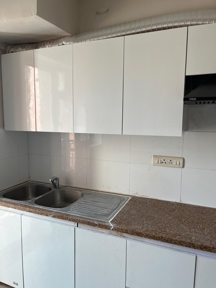 Kitchen, smart-world-gems 2.5 Bedroom 1196 Sq.Ft. Apartment In Sector 89 Gurgaon 8818969