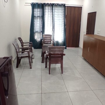 Living Room in 2 BHK Builder Floor at Sector 79 – for Rent