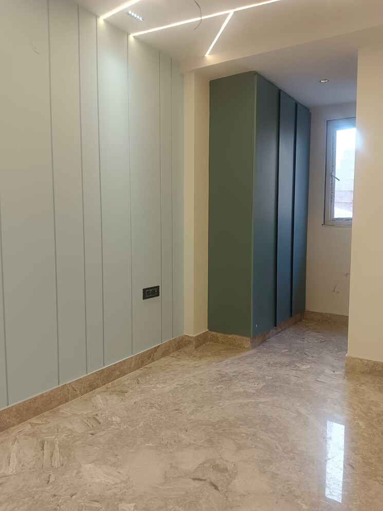 Room, prashant vihar 3 Bedroom 1000 Sq.Ft. Builder Floor In Prashant Vihar Delhi 8818959