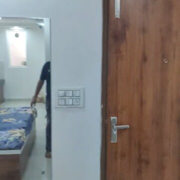 Furnished Amenities in 1 RK Apartment at DLF Pink Town House, Dlf City Phase 3 – for Rent