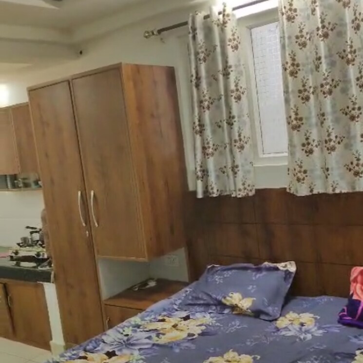 Living Room, dlf-pink-town-house 1 RK 450 Sq.Ft. Apartment In Dlf City Phase 3 Gurgaon 8818976