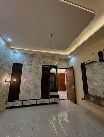 Kitchen in 2.5 BHK Builder Floor at Sector 35 – for Sale
