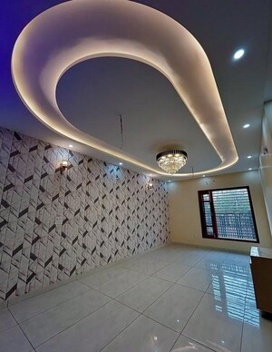 Bathroom in 2.5 BHK Builder Floor at Sector 35 – for Sale