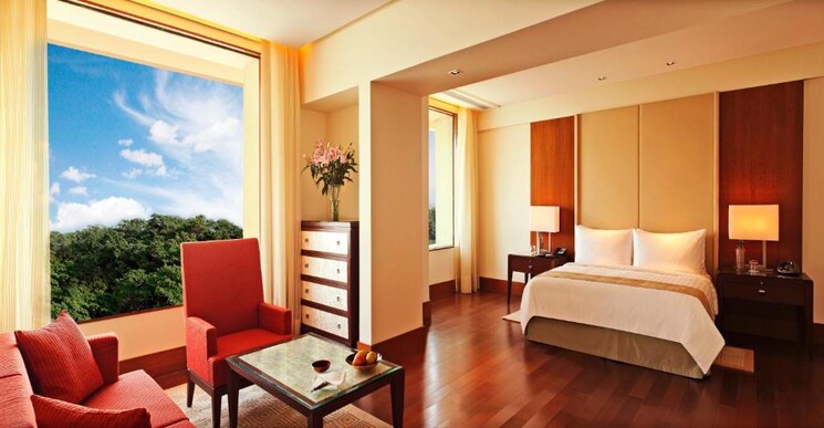 Living Room, panchsheel park 6+ Bedroom 303 Sq.Yd. Villa In Panchsheel Park Delhi 8818984