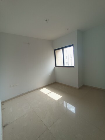 Master Bedroom in 2 BHK Apartment at Lodha Palava Downtown Dombivli East, Dombivli East – for Rent
