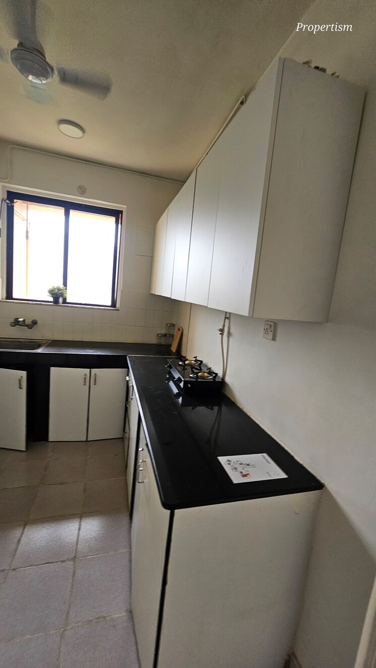 Kitchen, hiranandani-gardens-solitaire 4 Bedroom 2300 Sq.Ft. Apartment In Powai Mumbai 8819066