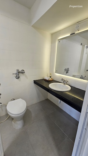 Bathroom in 4 BHK Apartment at Hiranandani Gardens Solitaire, Powai – for Sale