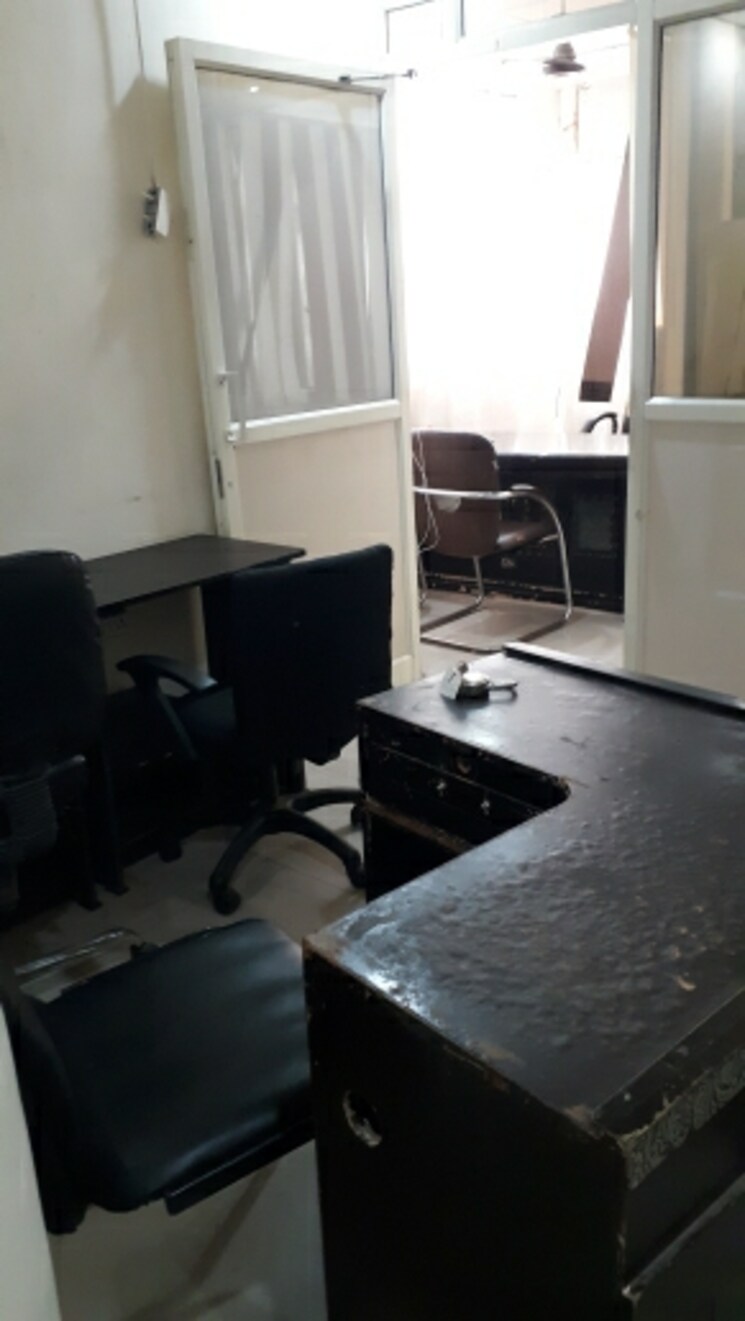 Team Area, janakpuri Commercial Office Space 513 Sq.Ft. In Janakpuri Delhi 8819079