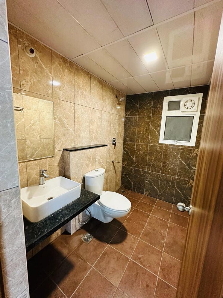 Bathroom, prestige-jindal-city 1 Bedroom 607 Sq.Ft. Apartment In Bagalakunte Bangalore 8819082