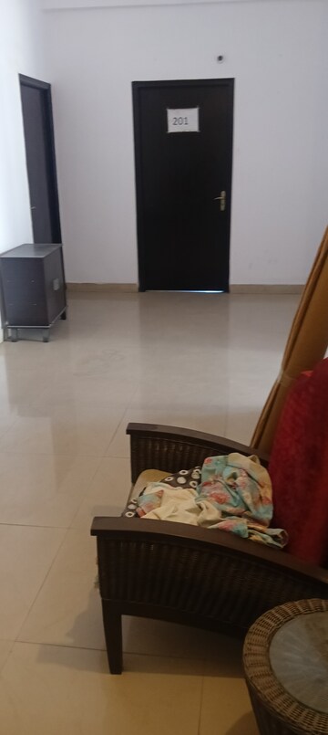 Furnished Amenities in 1.5 BHK Builder Floor at RWA Apartments Sector 51, Sector 51 – for Rent