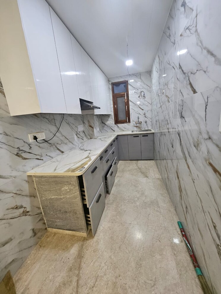 Kitchen, prashant vihar 2 Bedroom 950 Sq.Ft. Builder Floor In Prashant Vihar Delhi 8819076