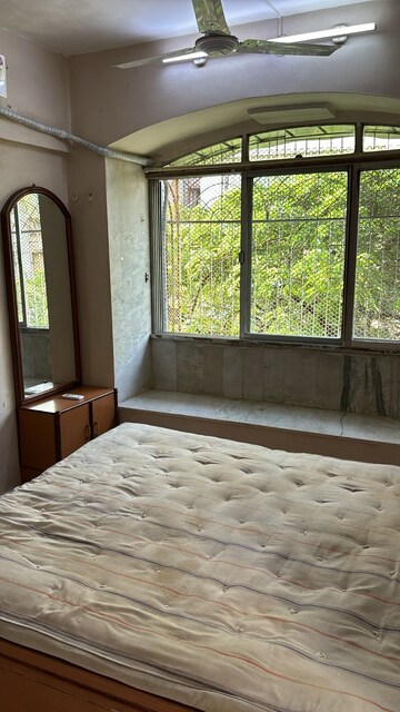 Bedroom in  Pg at Kandivali East – for Rent