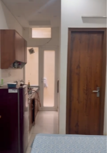 Building Lobby in 1 RK Builder Floor at DLF Pink Town House, Dlf City Phase 3 – for Rent