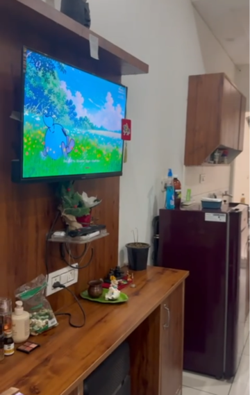 Team Area in 1 RK Builder Floor at DLF Pink Town House, Dlf City Phase 3 – for Rent