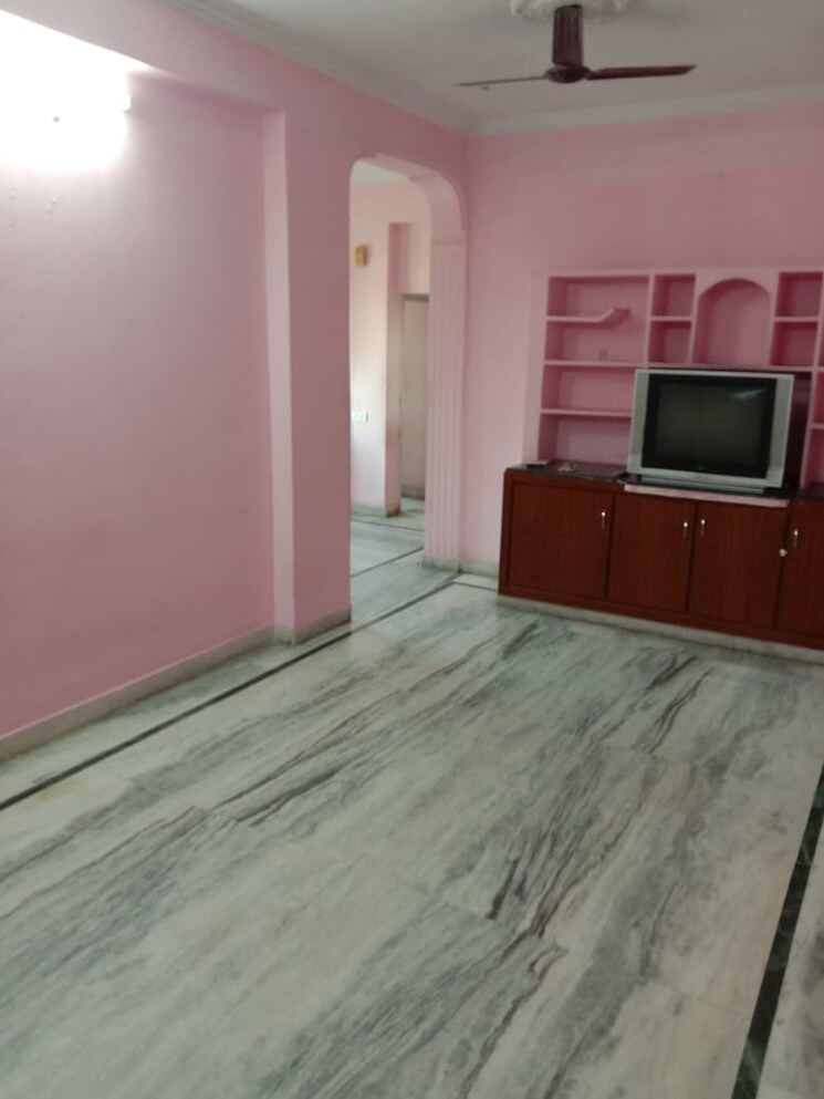 Room, silpa-residency-i 3 Bedroom 1500 Sq.Ft. Apartment In Hi Tech City Hyderabad 8819131