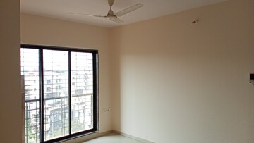 Room in 2 BHK Apartment at Anchor Park, Vasai Road – for Rent