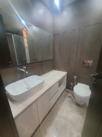 Team Area in 4 BHK Builder Floor at Prashant Vihar – for Sale