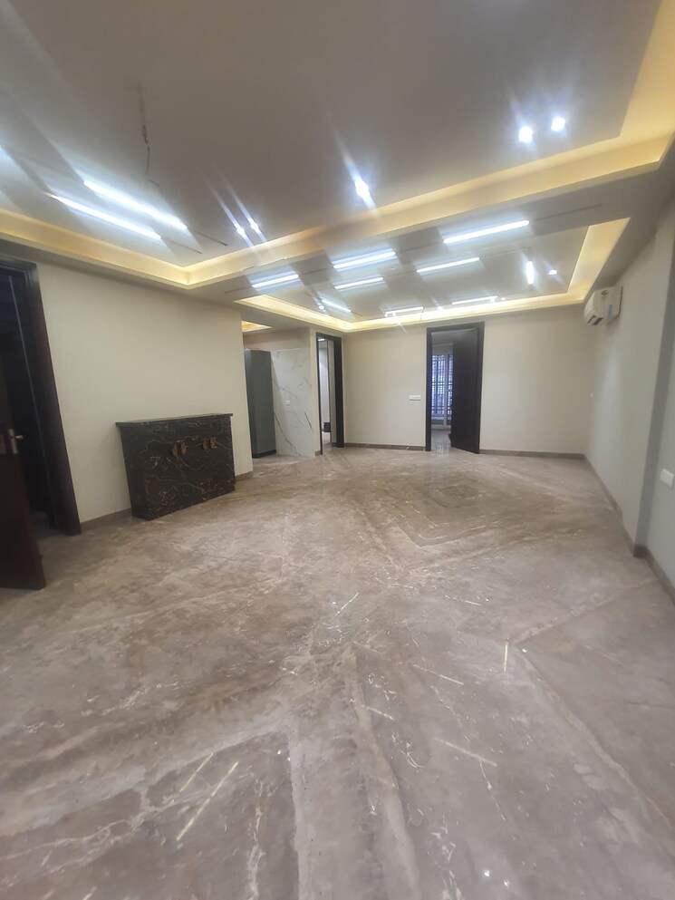 Room, prashant vihar 4 Bedroom 2500 Sq.Ft. Builder Floor In Prashant Vihar Delhi 8819154