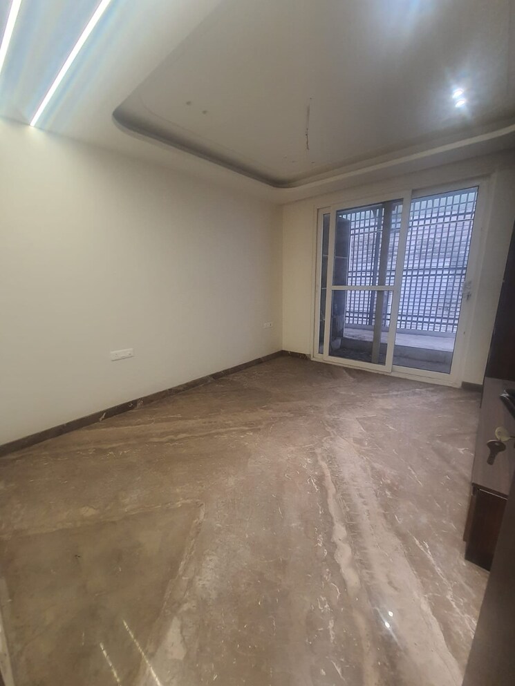 Room, prashant vihar 4 Bedroom 2500 Sq.Ft. Builder Floor In Prashant Vihar Delhi 8819154