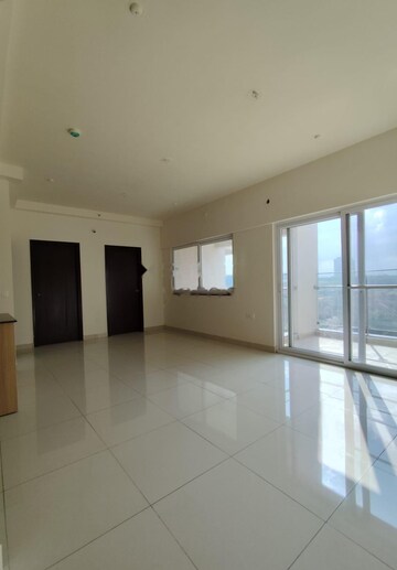 Room in 2 BHK Apartment at Unique K City, Keshav Nagar – for Rent