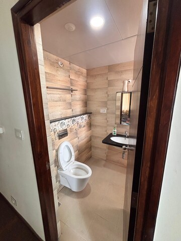 Furnished Amenities in 2.5 BHK Apartment at Honer Vivantis, Gopanpally – for Rent