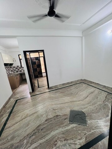 Room in 1 BHK Builder Floor at Chattarpur – for Rent