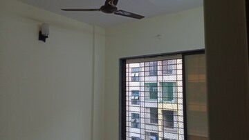Room in 1 BHK Apartment at Orchid Galaxy Apartments, Vasai East – for Rent