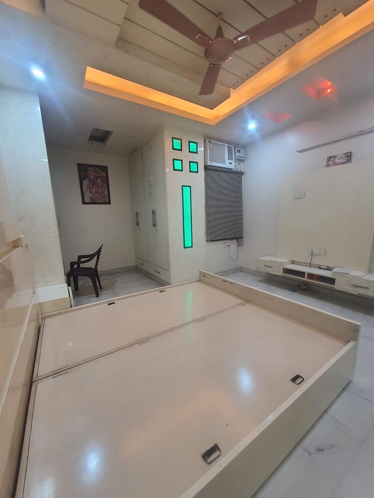 Team Area, prashant vihar 3 Bedroom 1500 Sq.Ft. Builder Floor In Prashant Vihar Delhi 8819334