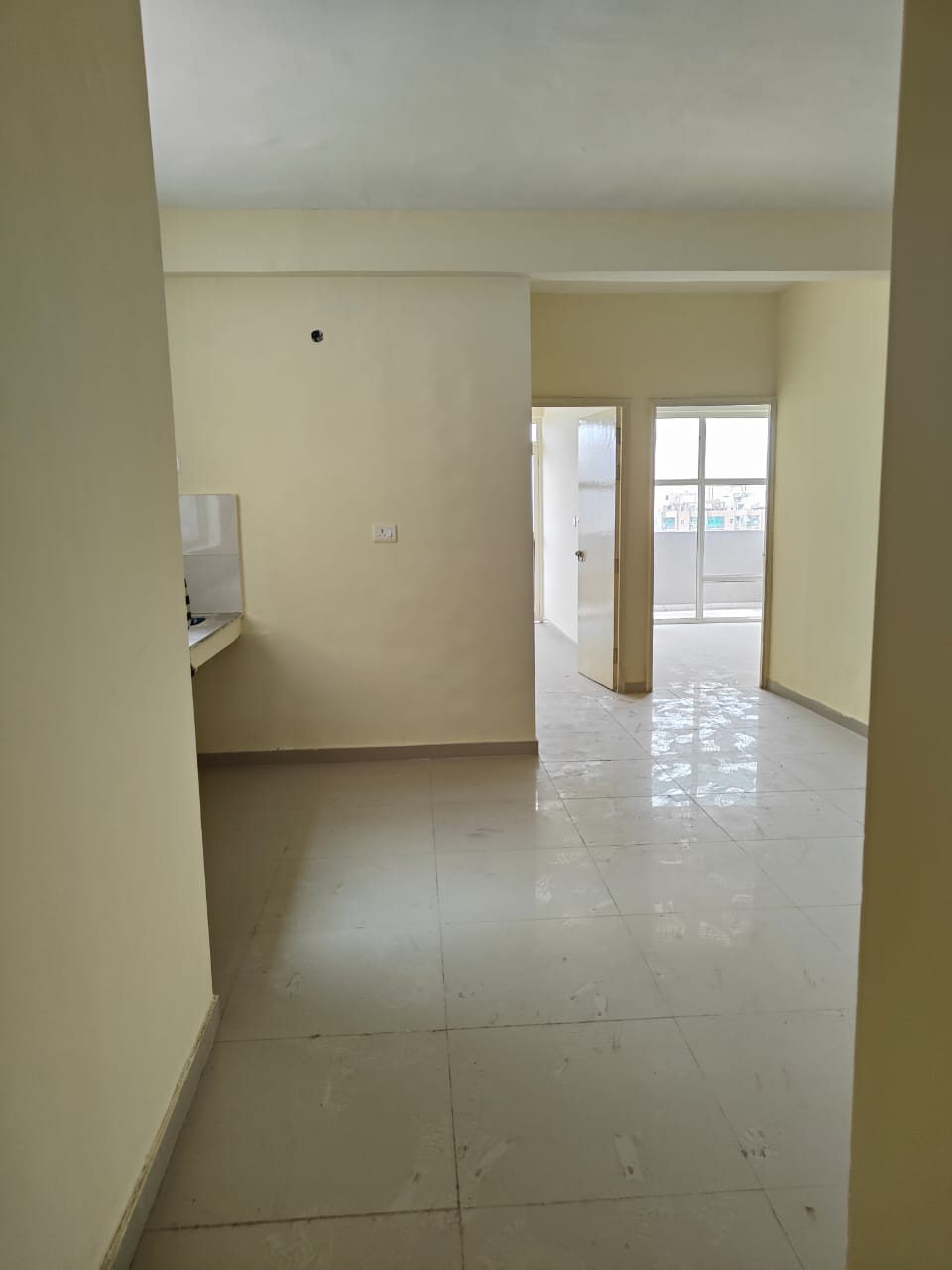 2 BHK Apartment For Rent in Pyramid Heights