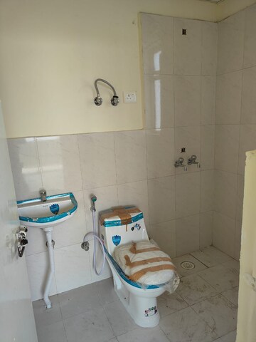 Bathroom in 2 BHK Apartment at Pyramid Heights, Sector 85 – for Rent