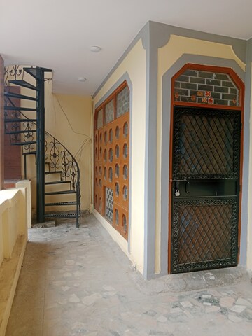 Building Lobby in 2 BHK Builder Floor at Ashoka Enclave – for Rent