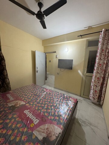 Bedroom in 2 BHK Apartment at Surya Towers Zirakpur, Lohgarh – for Rent