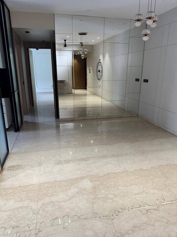 Room in 3 BHK Apartment at Lodha Sterling, Kolshet Road – for Rent