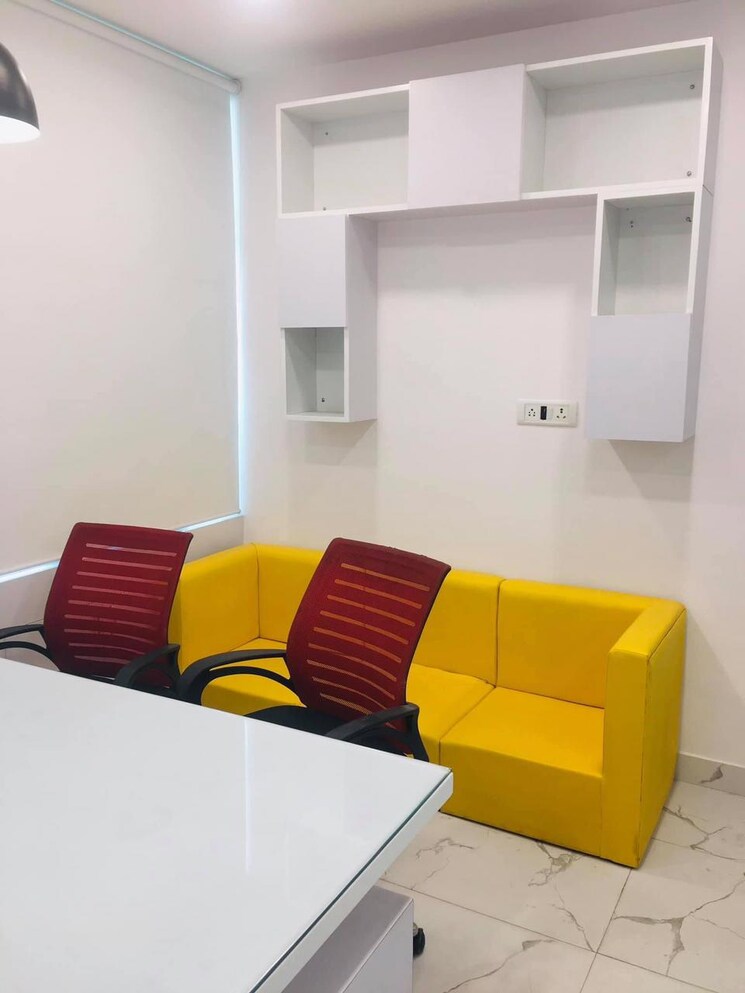 Team Area, netaji subhash place Commercial Office Space 912 Sq.Ft. In Netaji Subhash Place Delhi 8819443