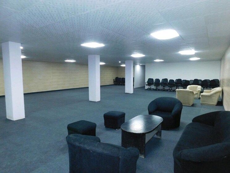 Floor Plan, max-towers Commercial Office Space 550 Sq.Ft. In Sector 16b Noida 8819500